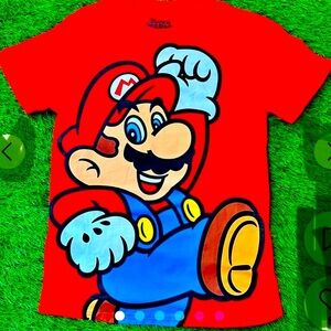 NWOT: Super Mario Red T-shirt Large